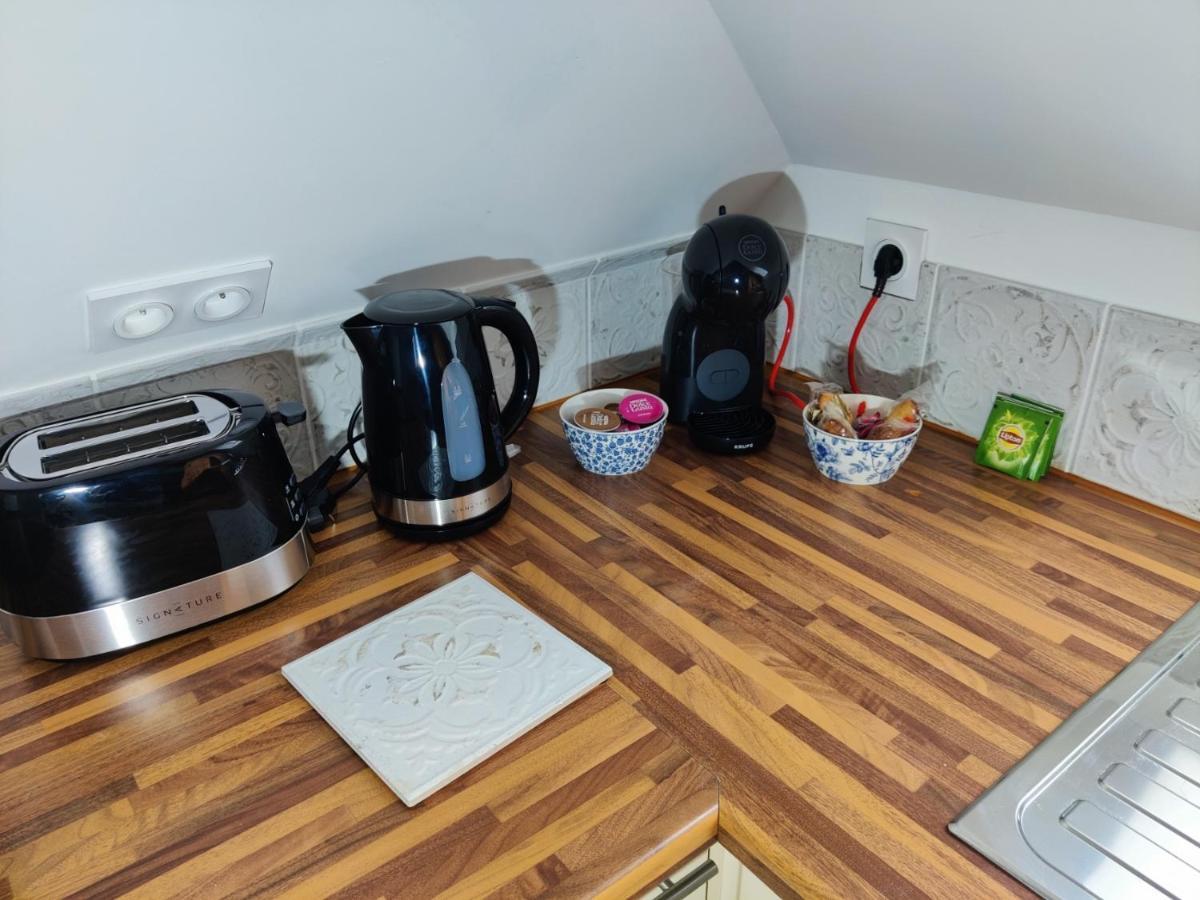 Appartement T3 "Yuca" Hyper Centre D'Ernée Eksteriør billede